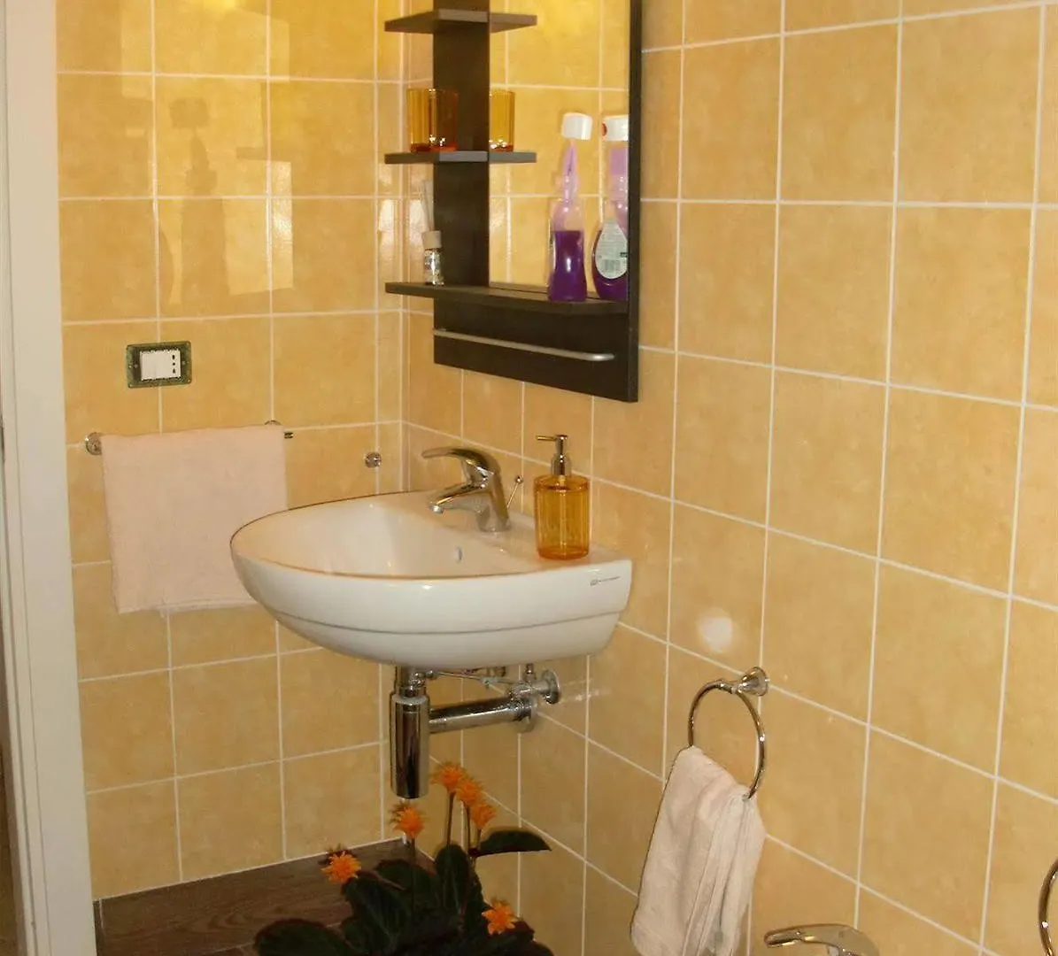 Villa Mont Des Oliviers Citra-8055Lt-1805 E 1807 San Remo Vendégház